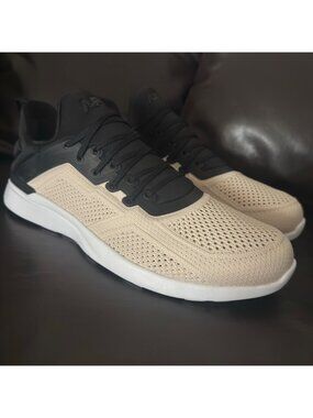 APL Techloom Tracer Mens Running Shoes Beige & Black Size 14 lightweight NWOB